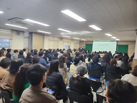 (03/27) 사우고, 신입생 학부모와 함께 고민하는 진학설명회 성황